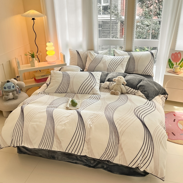 91家纺网 家纺一手货源 找家纺 佳汐蓝家纺 2025新款190克高克重牛奶绒印花四件套 维纳斯