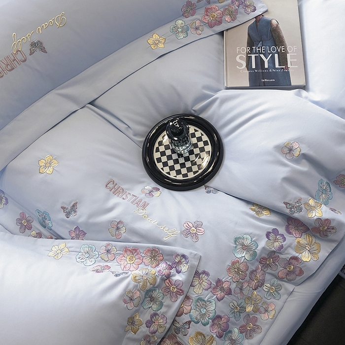 91家纺网 家纺一手货源 找家纺 丞音家纺 【特价新品】A类100支超柔超细旦长绒棉磨毛保暖绣花四件套纯棉加厚刺绣全棉床单被套-花瑾系列 花瑾-祖玛蓝