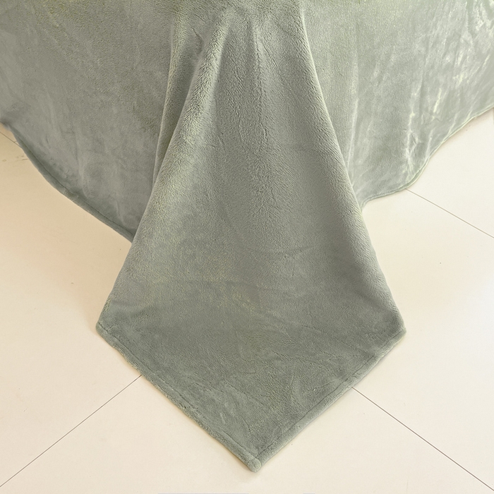 91家纺网 家纺一手货源 找家纺 佳汐蓝家纺 2025新款190克高克重牛奶绒印花四件套 休闲恋曲