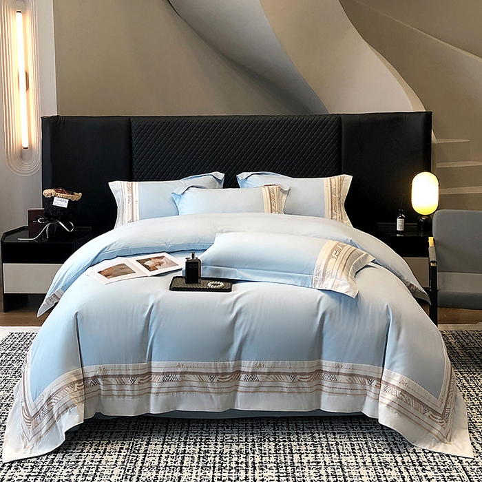 91家纺网 家纺一手货源 找家纺 丞音家纺 2025新款瑞恩超柔A类100支超细旦长绒棉磨毛刺绣四件套秋冬加厚纯棉全棉绣花床上用品 瑞恩-祖玛蓝