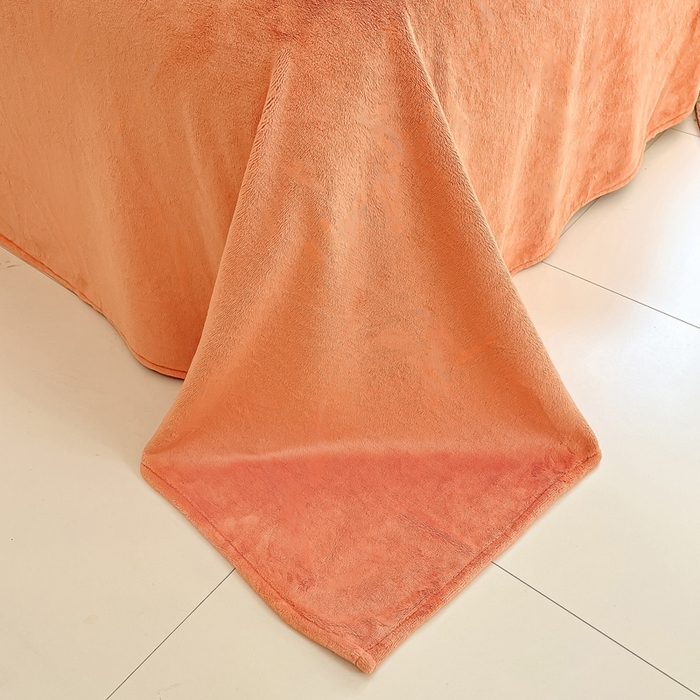 91家纺网 家纺一手货源 找家纺 佳汐蓝家纺 2025新款190克高克重牛奶绒印花四件套 郁金绮梦