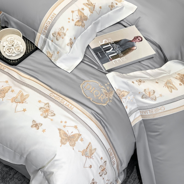 91家纺网 家纺一手货源 找家纺 丞音家纺 2025新款高档包装A类母婴级双面全棉蝴蝶刺绣纯棉长绒棉绣花四件套 梦蝶-时尚灰