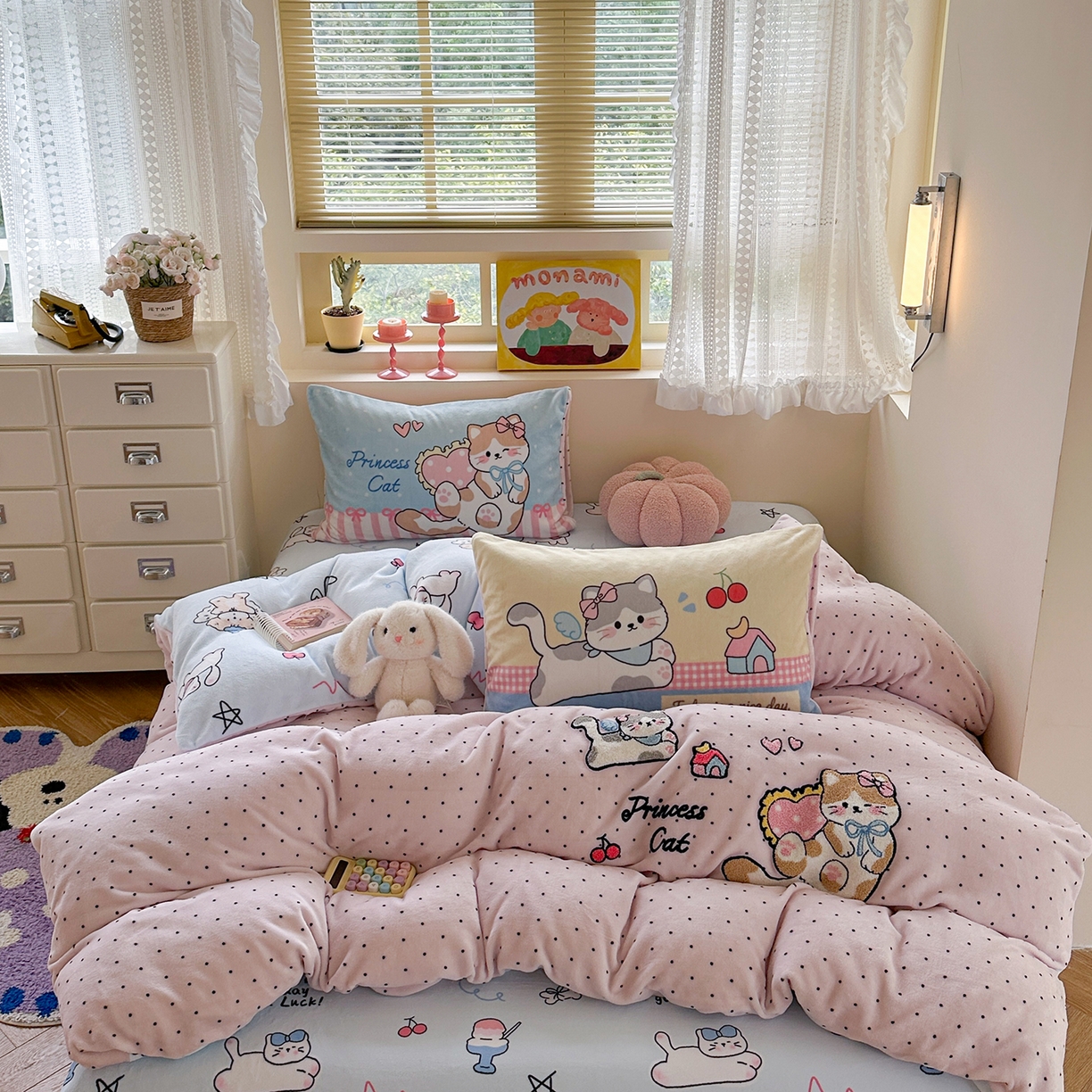 91家纺网 家纺一手货源 找家纺 （总）柚子YOUTH 2025新款加厚牛奶绒卡通毛巾绣四件套-印加绣送同款毛毯