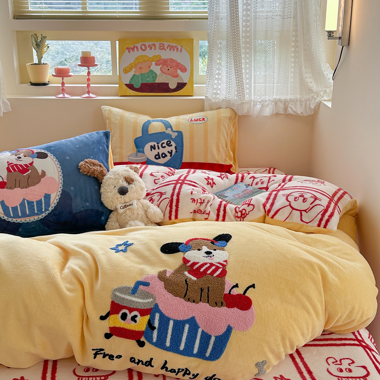 91家纺网 家纺一手货源 找家纺 柚子YOUTH 2025新款加厚牛奶绒卡通毛巾绣四件套-印加绣送同款毛毯 蛋糕小狗