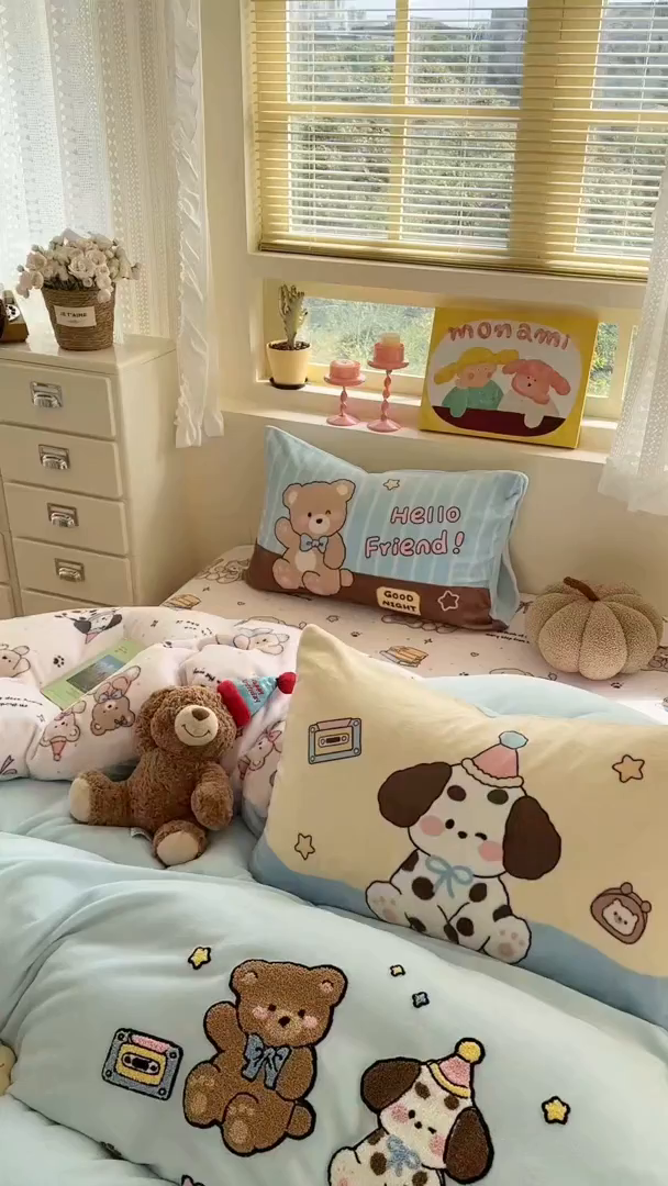 91家纺网 家纺一手货源 找家纺 柚子YOUTH 2025新款加厚牛奶绒卡通毛巾绣四件套-印加绣送同款毛毯 小伙伴