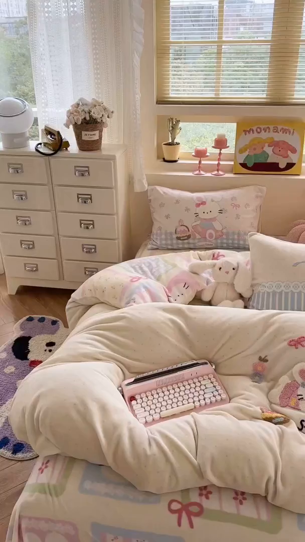 91家纺网 家纺一手货源 找家纺 柚子YOUTH 2025新款加厚牛奶绒卡通毛巾绣四件套-印加绣送同款毛毯 兔兔花园