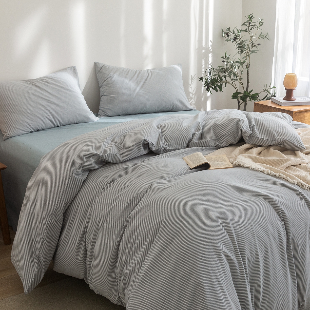 91家纺网 家纺一手货源 找家纺 （总）玖弘家居 2025新款亲肤水洗棉四件套-蓝密条