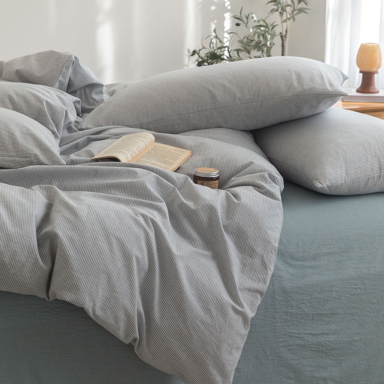 91家纺网 家纺一手货源 找家纺 （总）玖弘家居 2025新款亲肤水洗棉四件套-蓝密条