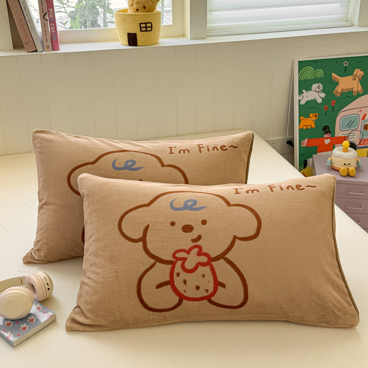 91家纺网 家纺一手货源 找家纺 佳汐蓝家纺 2025新款牛奶绒卡通大版枕套 草莓狗