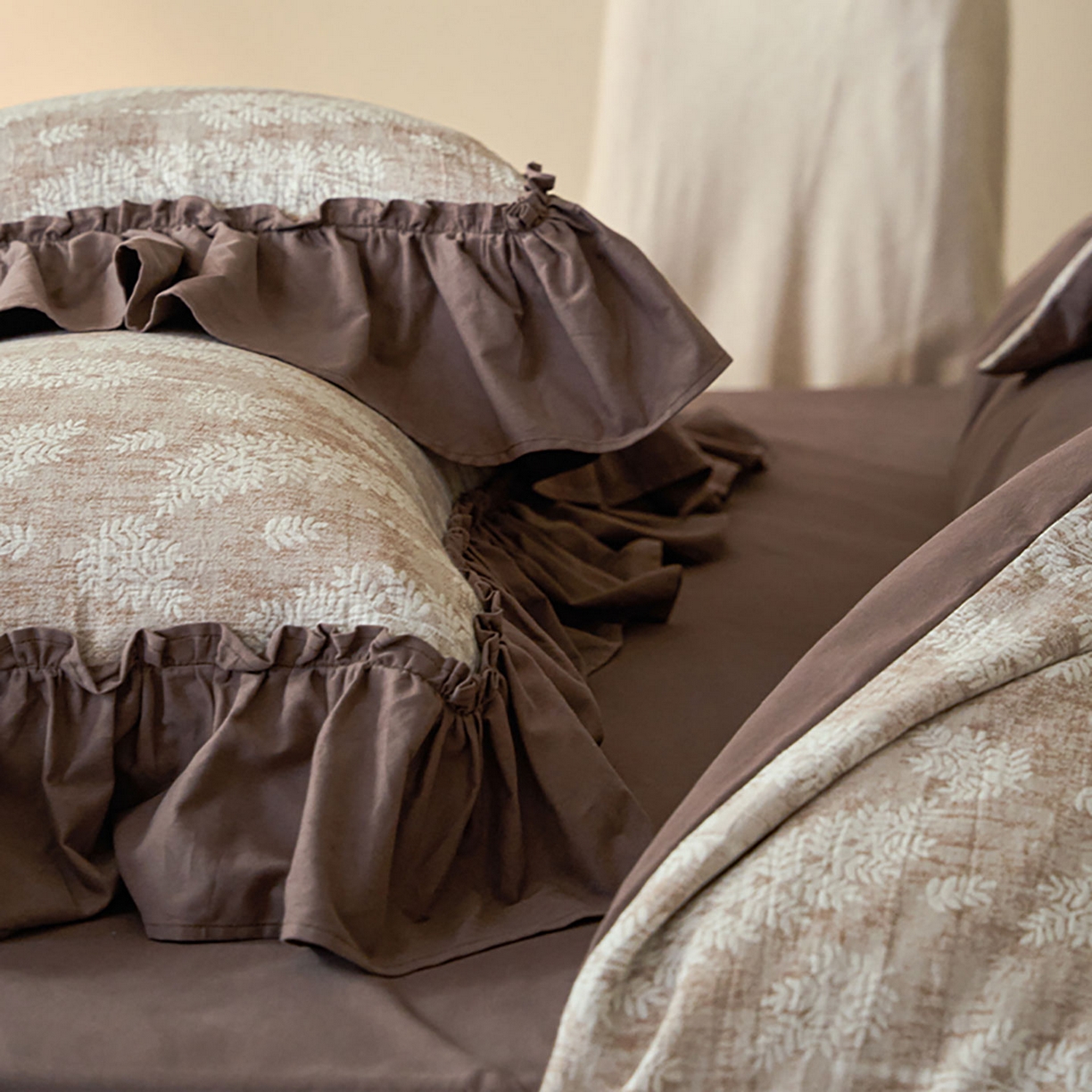 91家纺网 家纺一手货源 找家纺 圆岛家纺 2025秋冬复古格调全棉纯棉色织提花磨毛四件套 新山