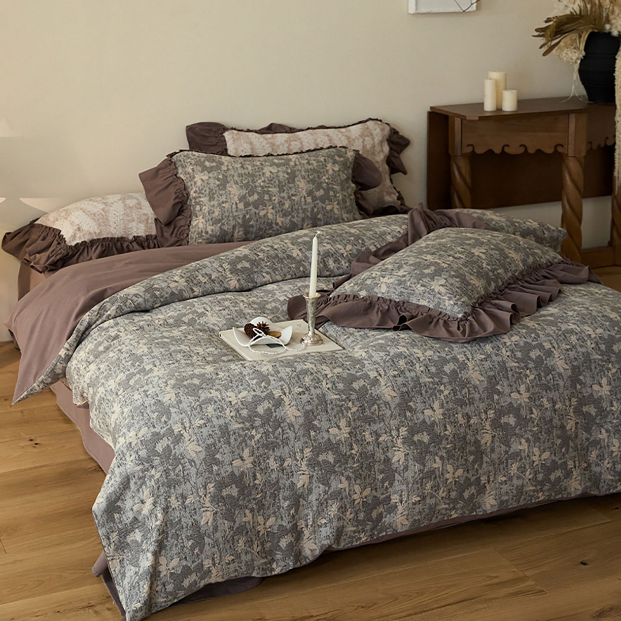 91家纺网 家纺一手货源 找家纺 圆岛家纺 2025秋冬复古格调全棉纯棉色织提花磨毛四件套 织梦