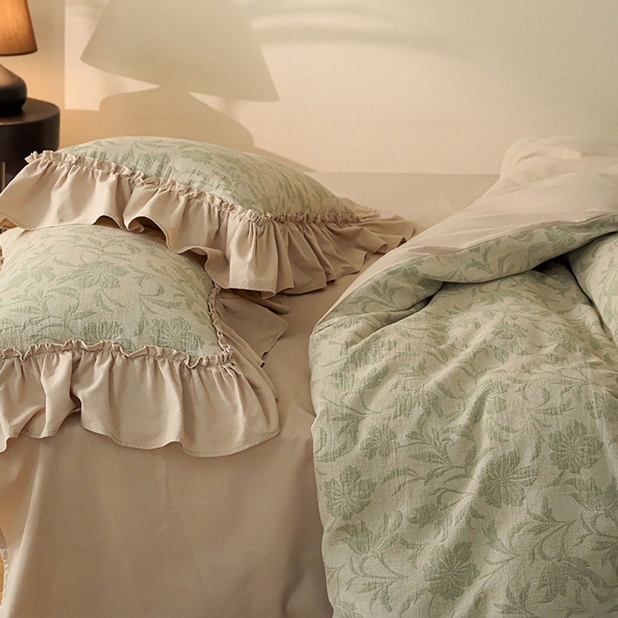 91家纺网 家纺一手货源 找家纺 圆岛家纺 2025秋冬复古格调全棉纯棉色织提花磨毛四件套 森屿