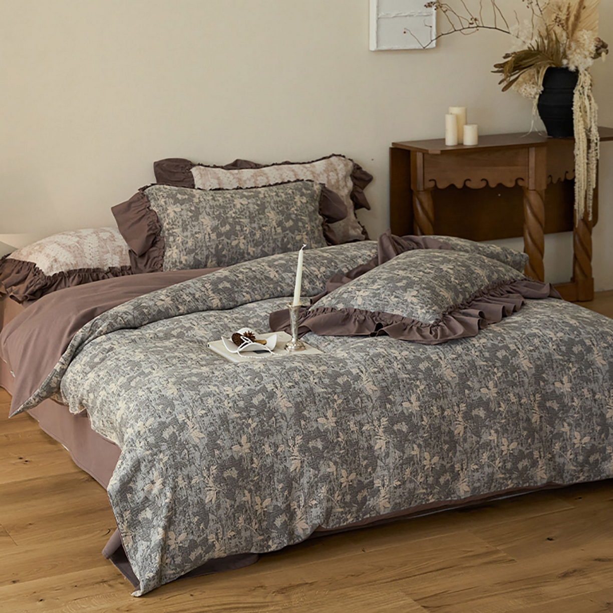 91家纺网 家纺一手货源 找家纺 圆岛家纺 2025秋冬复古格调全棉纯棉色织提花磨毛四件套 织梦