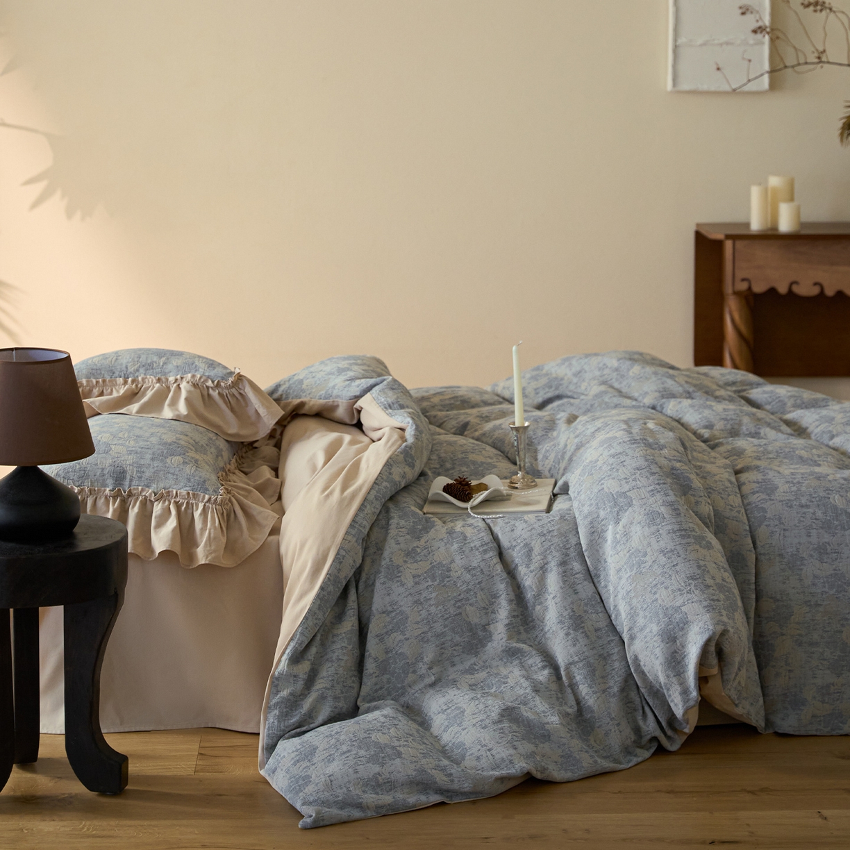 91家纺网 家纺一手货源 找家纺 圆岛家纺 2025秋冬复古格调全棉纯棉色织提花磨毛四件套 晨露