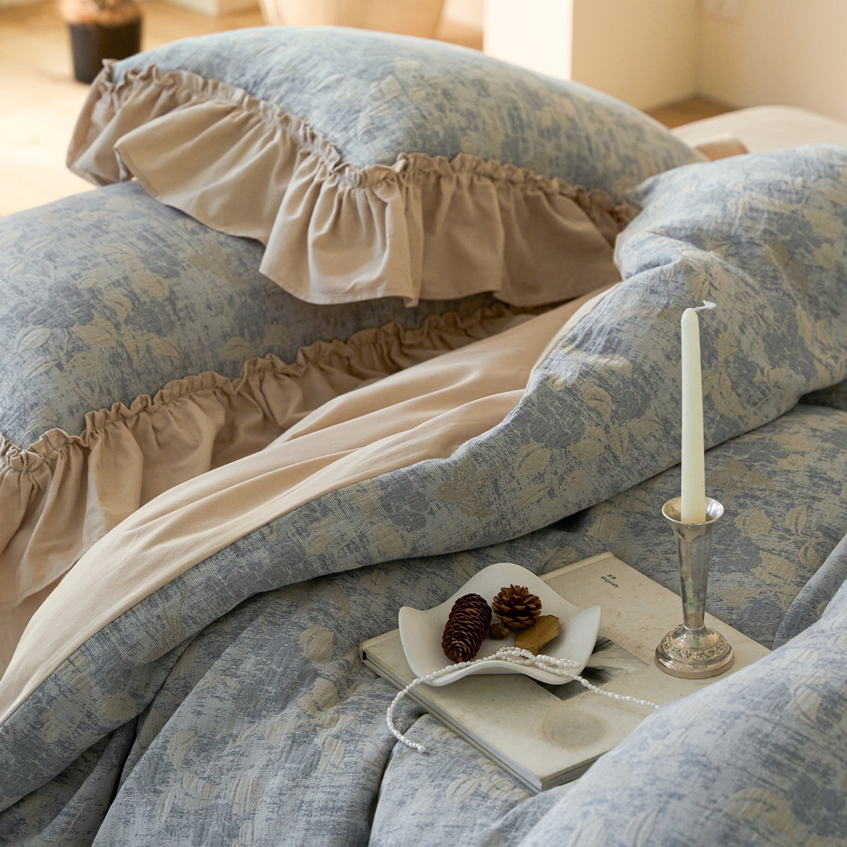 91家纺网 家纺一手货源 找家纺 圆岛家纺 2025秋冬复古格调全棉纯棉色织提花磨毛四件套 晨露