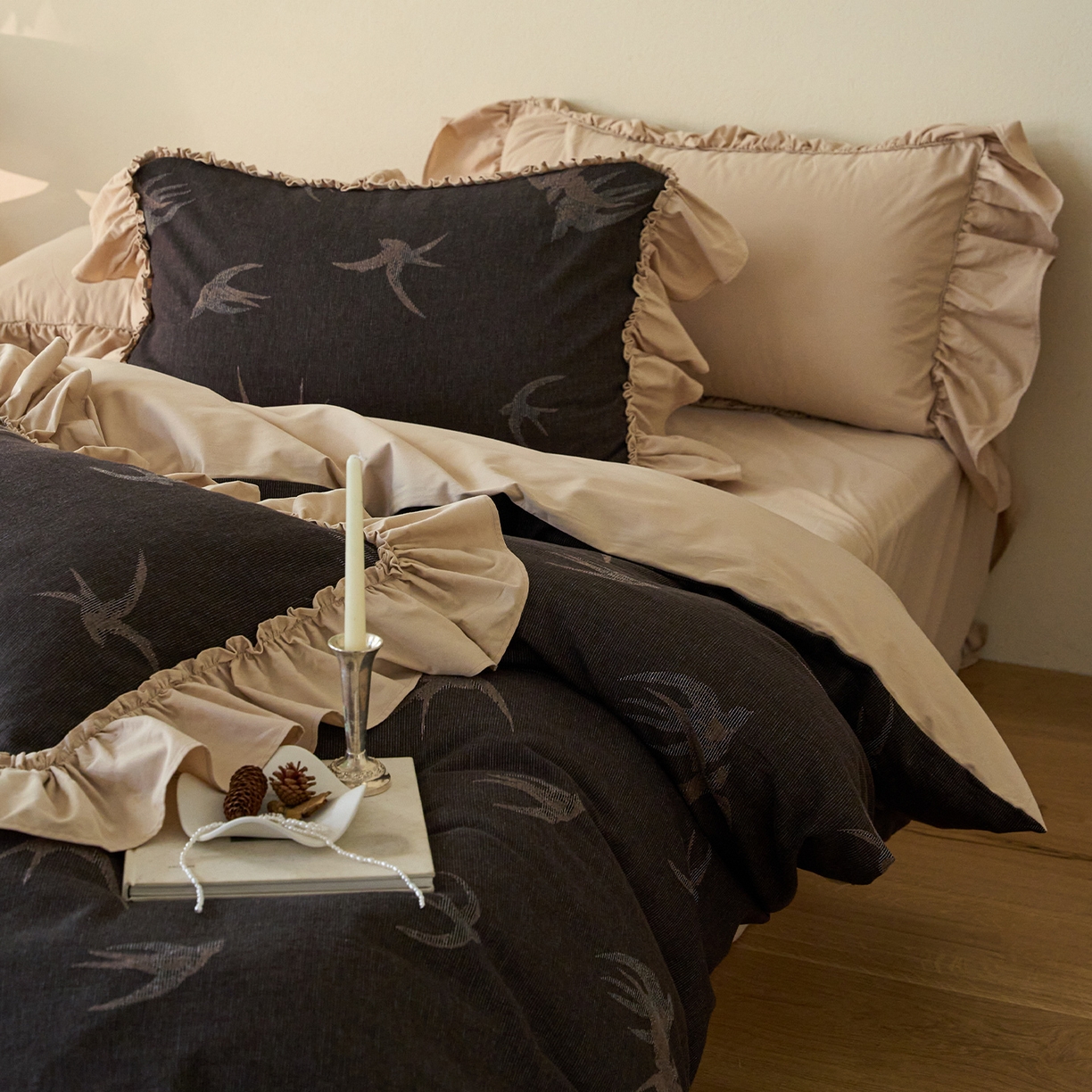 91家纺网 家纺一手货源 找家纺 圆岛家纺 2025秋冬复古格调全棉纯棉色织提花磨毛四件套 禅夜