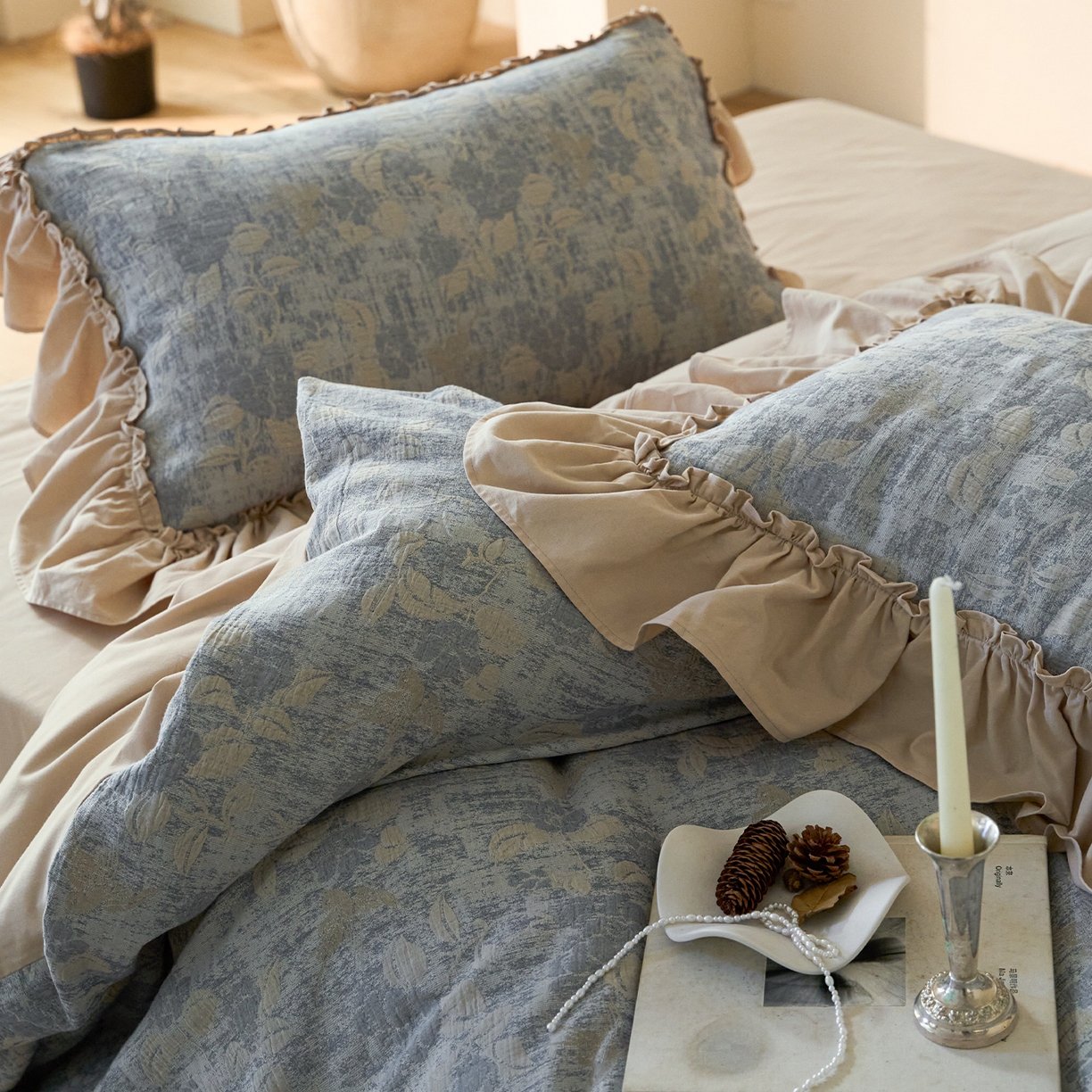 91家纺网 家纺一手货源 找家纺 圆岛家纺 2025秋冬复古格调全棉纯棉色织提花磨毛四件套 晨露