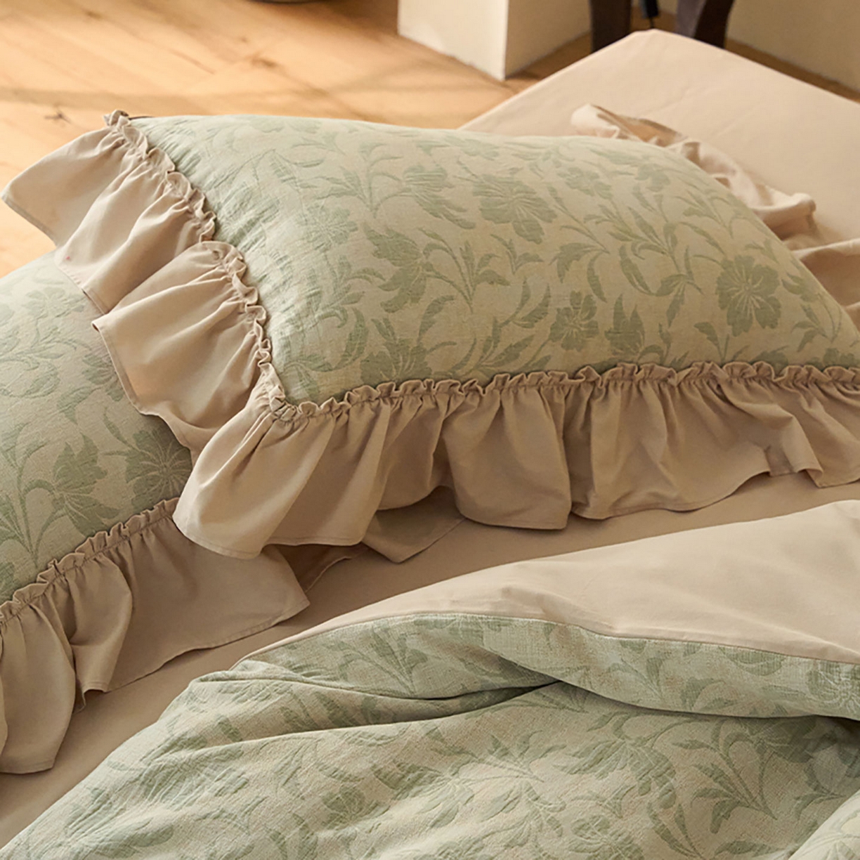 91家纺网 家纺一手货源 找家纺 圆岛家纺 2025秋冬复古格调全棉纯棉色织提花磨毛四件套 森屿