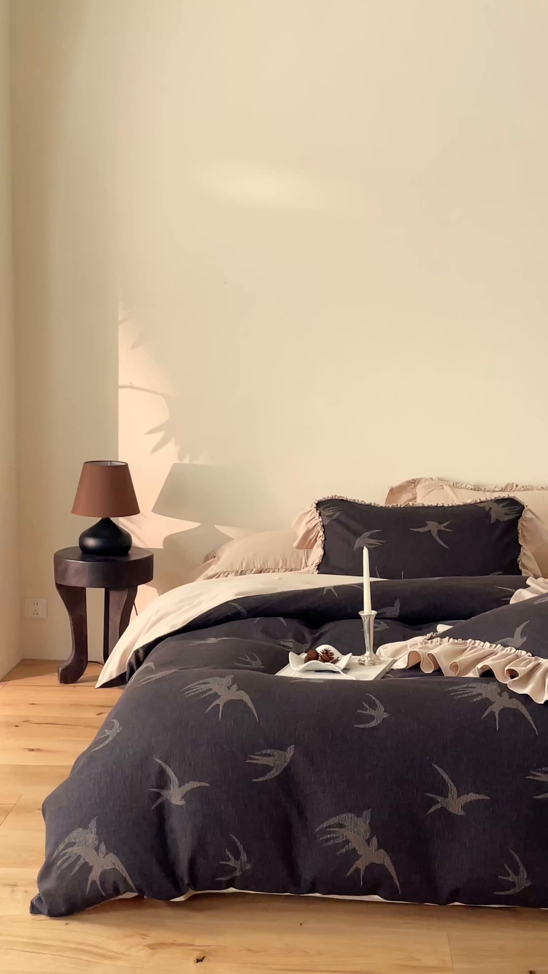 91家纺网 家纺一手货源 找家纺 圆岛家纺 2025秋冬复古格调全棉纯棉色织提花磨毛四件套 禅夜