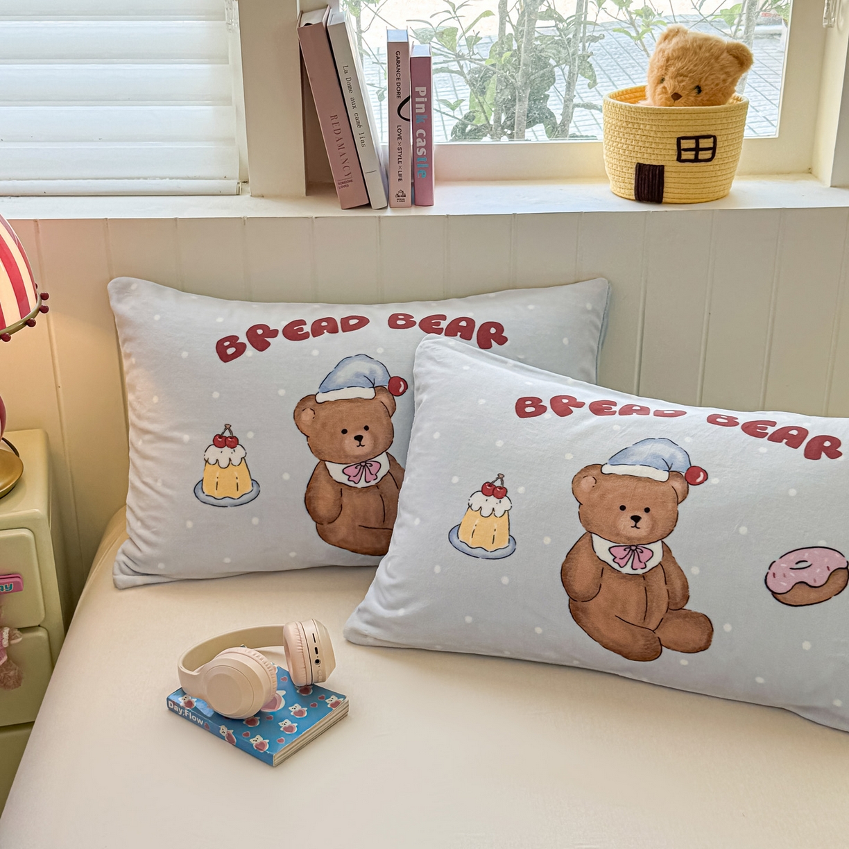 91家纺网 家纺一手货源 找家纺 佳汐蓝家纺 2025新款牛奶绒卡通大版枕套 蛋糕熊