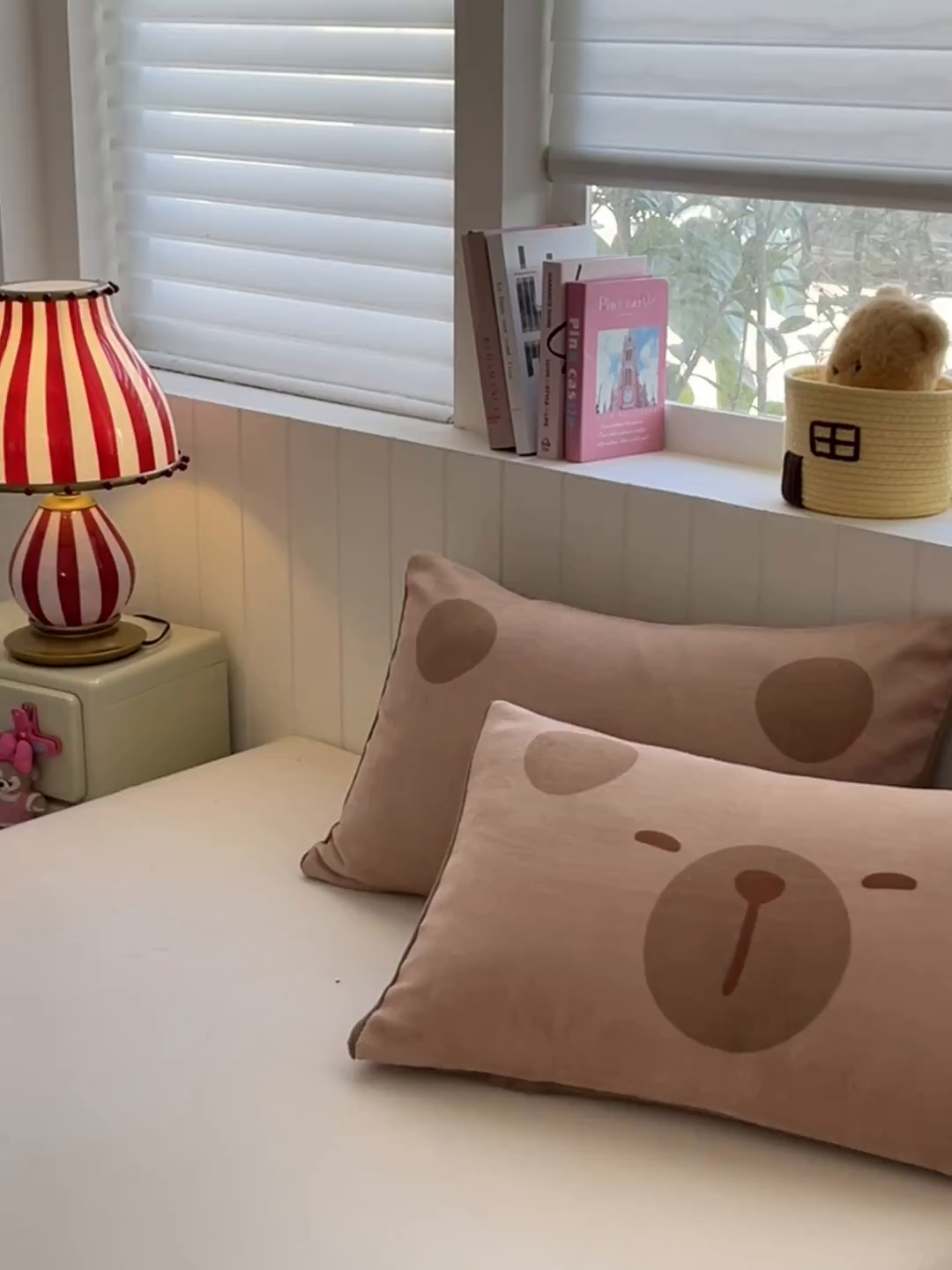 91家纺网 家纺一手货源 找家纺 佳汐蓝家纺 2025新款牛奶绒卡通大版枕套 卡比巴拉