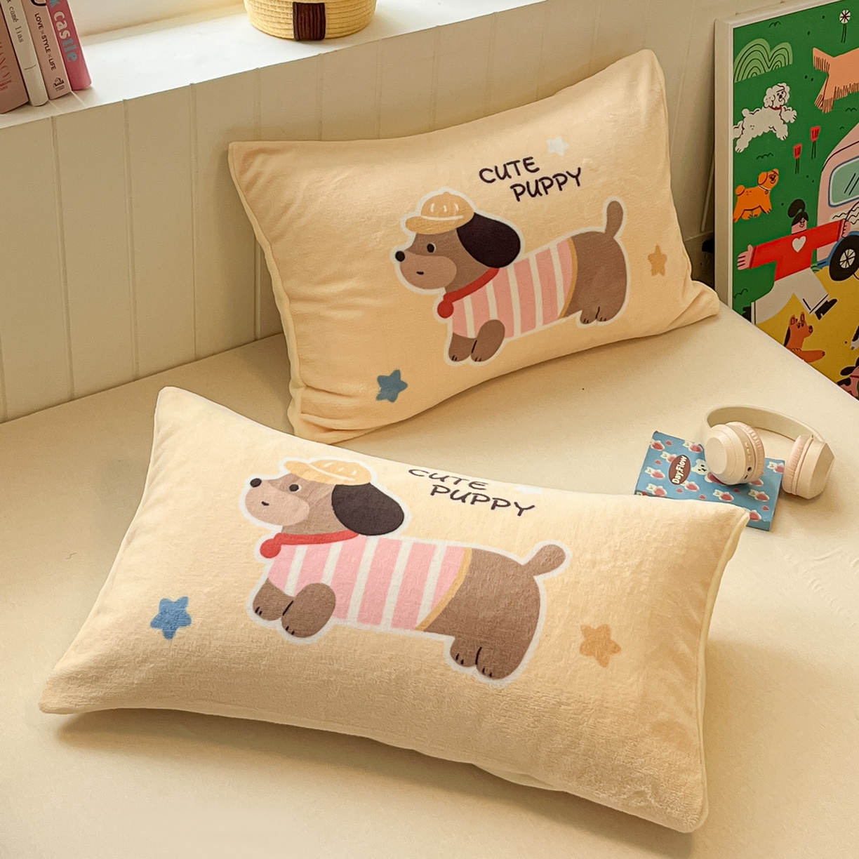 91家纺网 家纺一手货源 找家纺 佳汐蓝家纺 2025新款牛奶绒卡通大版枕套 腊肠狗-嫩黄