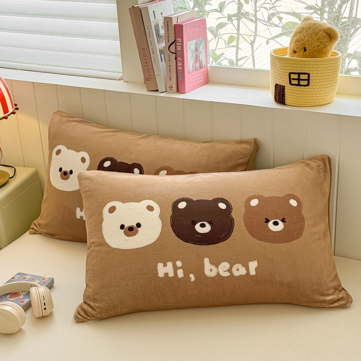 91家纺网 家纺一手货源 找家纺 佳汐蓝家纺 2025新款牛奶绒卡通大版枕套 三只熊