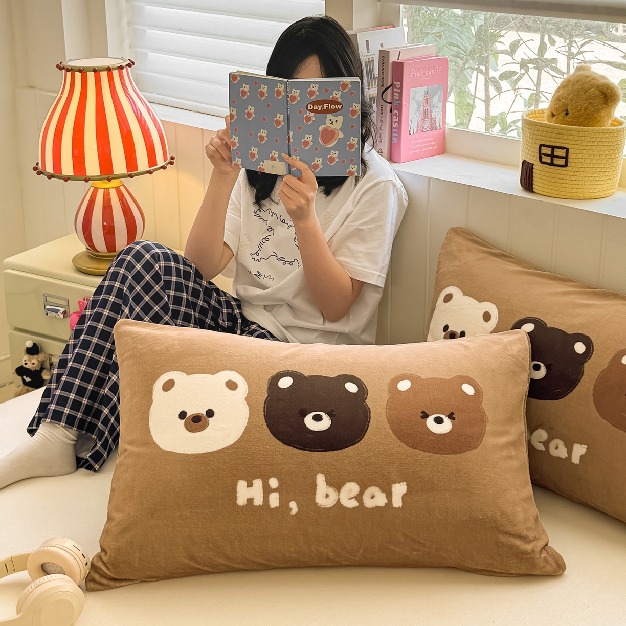 91家纺网 家纺一手货源 找家纺 佳汐蓝家纺 2025新款牛奶绒卡通大版枕套 三只熊