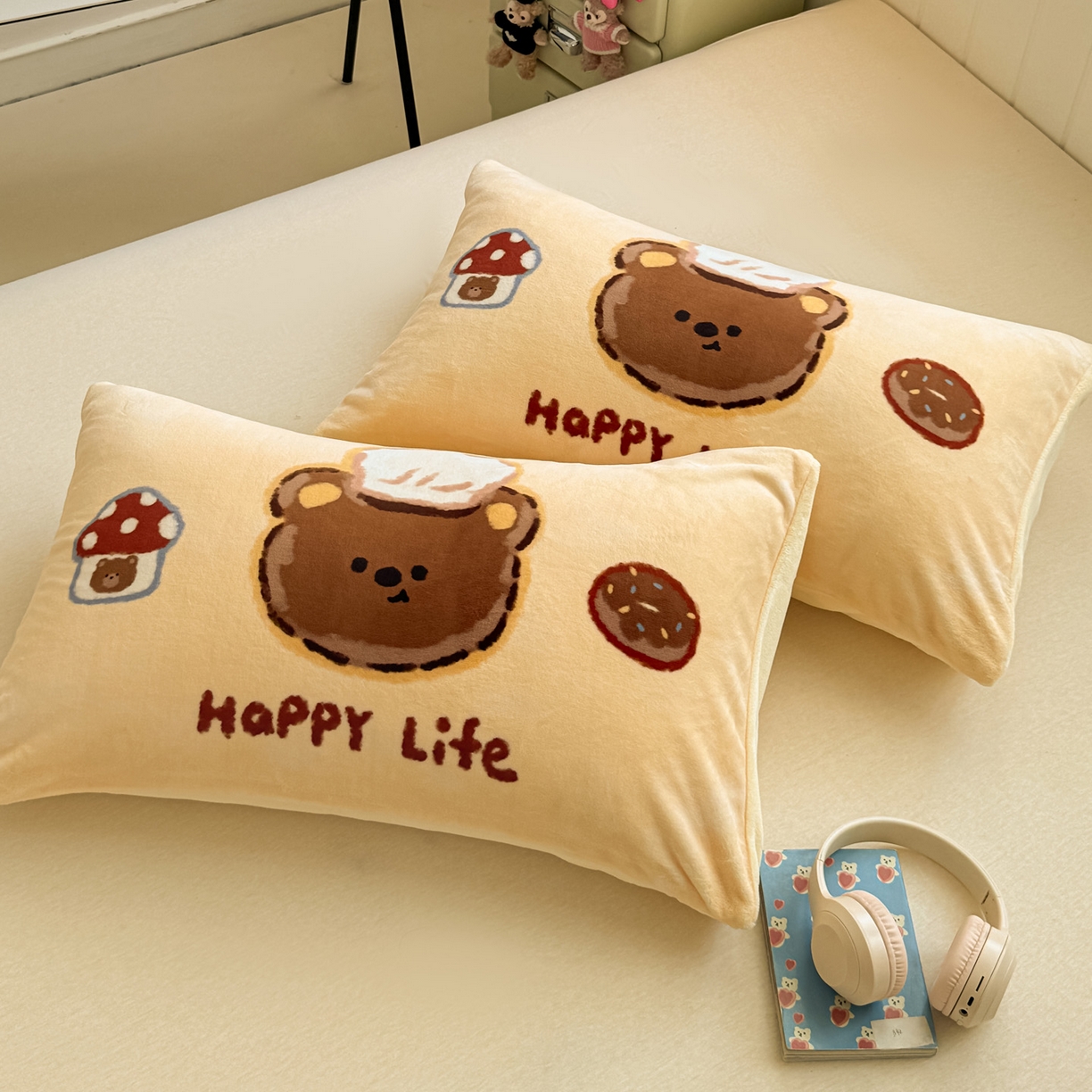 91家纺网 家纺一手货源 找家纺 佳汐蓝家纺 2025新款牛奶绒卡通大版枕套 甜品熊