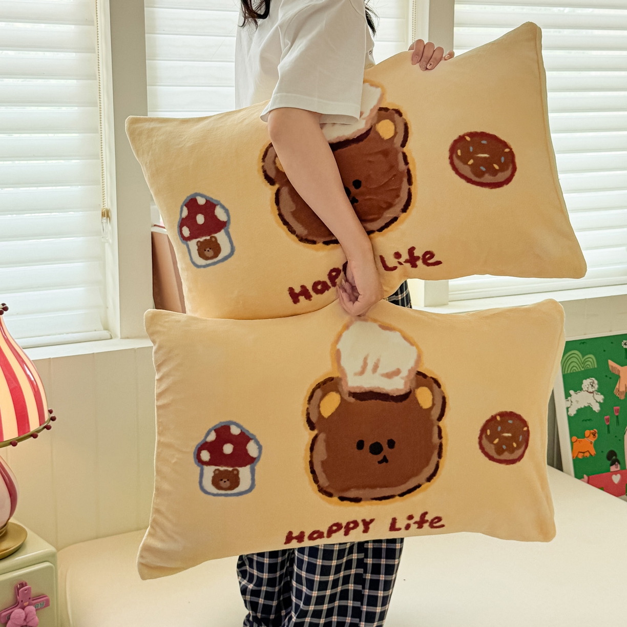 91家纺网 家纺一手货源 找家纺 佳汐蓝家纺 2025新款牛奶绒卡通大版枕套 甜品熊