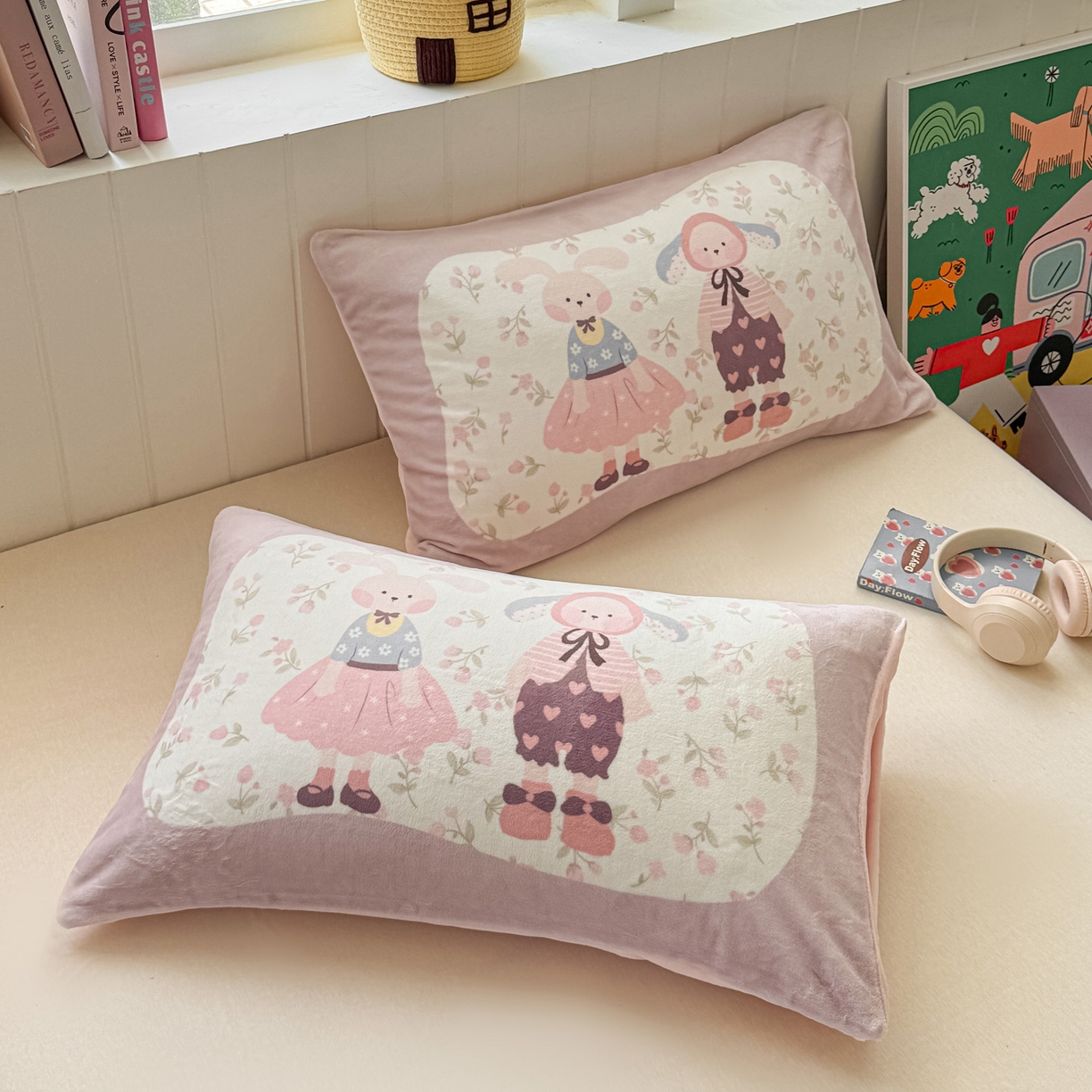 91家纺网 家纺一手货源 找家纺 佳汐蓝家纺 2025新款牛奶绒卡通大版枕套 兔女郎