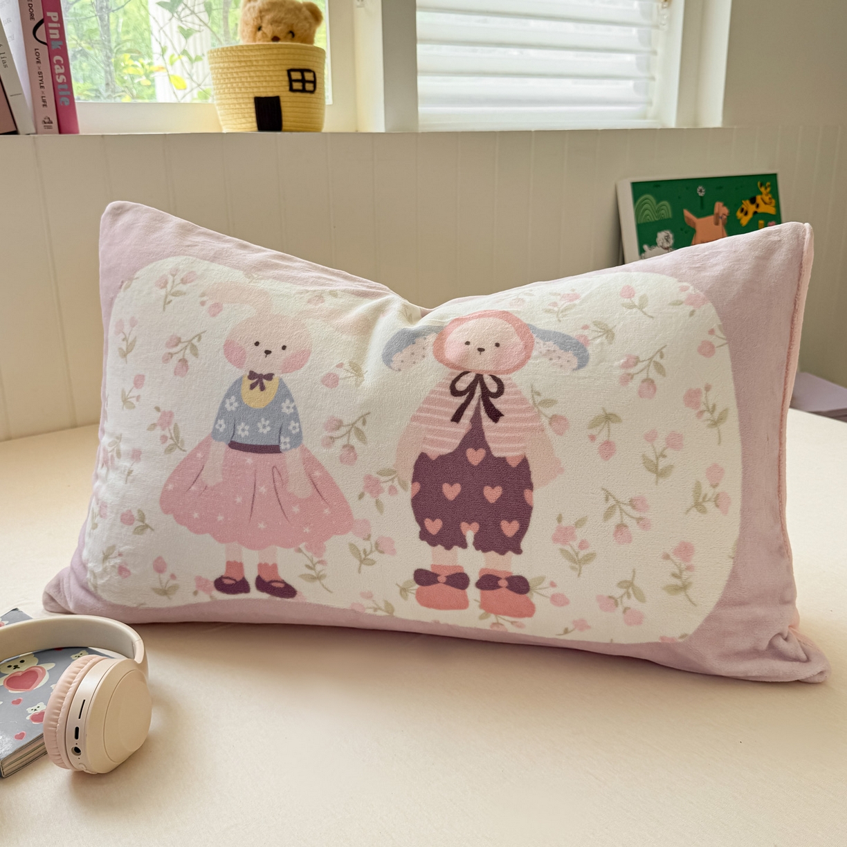 91家纺网 家纺一手货源 找家纺 佳汐蓝家纺 2025新款牛奶绒卡通大版枕套 兔女郎