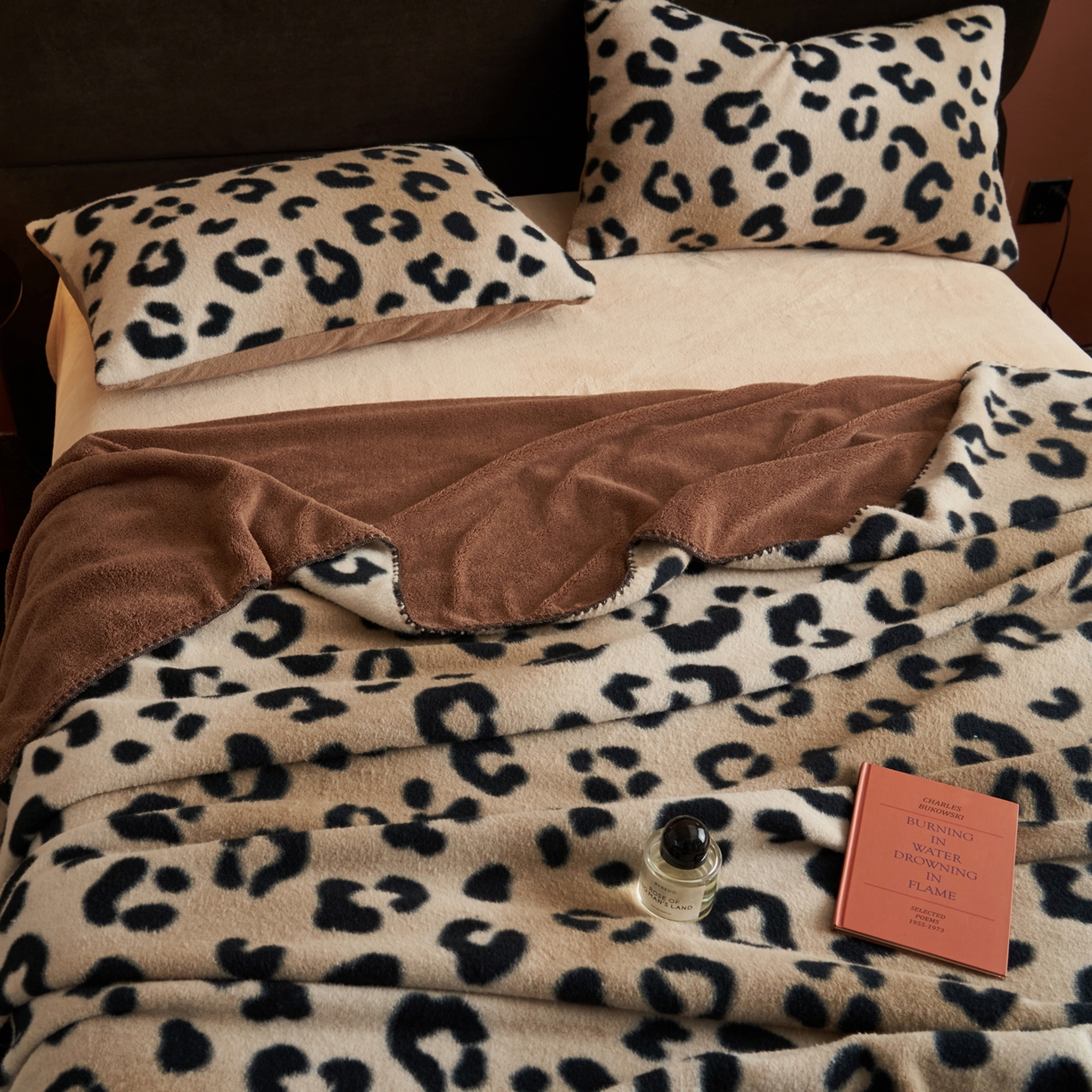 91家纺网 家纺一手货源 找家纺 早晨家纺 2025新款众若款仿羊绒牛奶绒毛毯 众若-豹纹棕