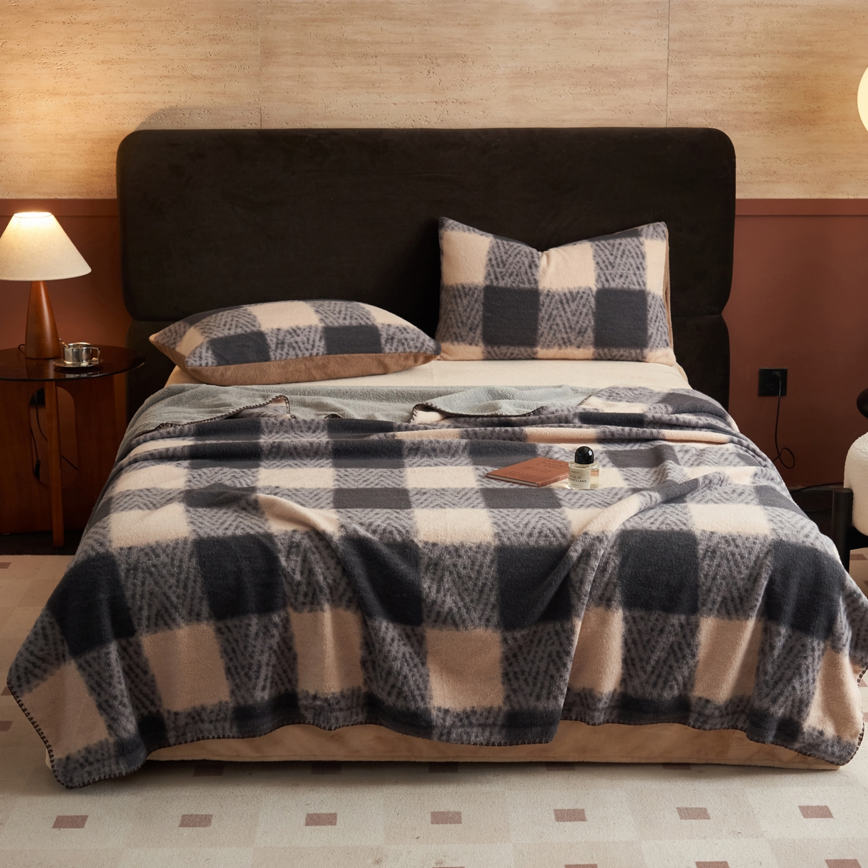 91家纺网 家纺一手货源 找家纺 早晨家纺 2025新款众若款仿羊绒牛奶绒毛毯 众若-格子驼