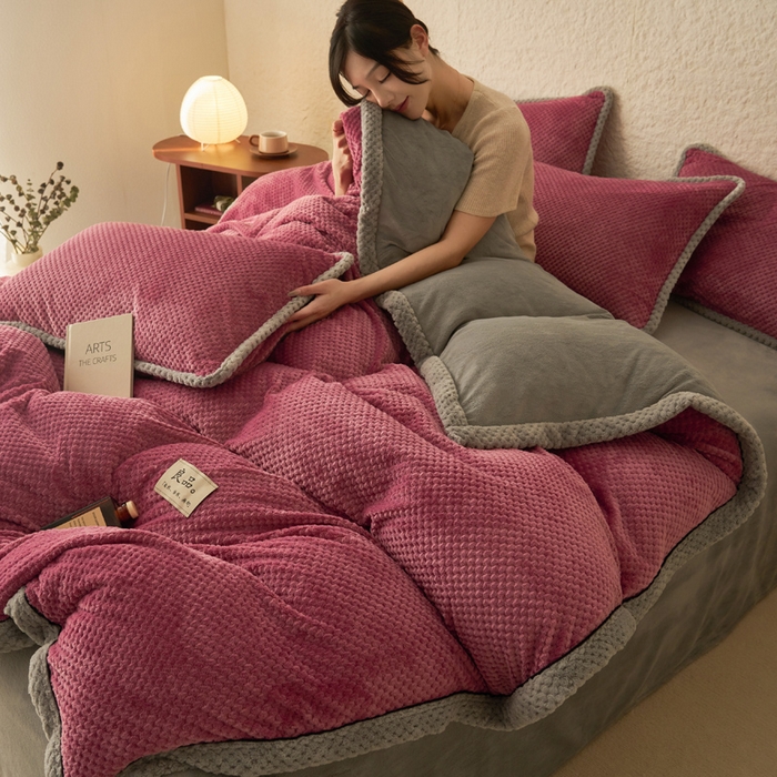 91家纺网 家纺一手货源 找家纺 早晨家纺 2025新款尚流款牛奶绒提花-可拆卸冬被 尚流-豆沙