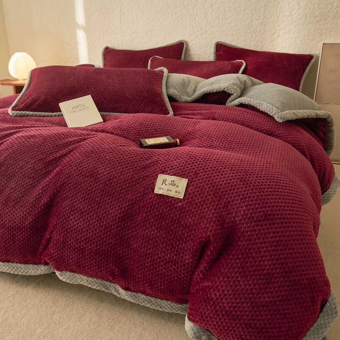 91家纺网 家纺一手货源 找家纺 早晨家纺 2025新款尚流款牛奶绒提花-可拆卸冬被 尚流-酒红