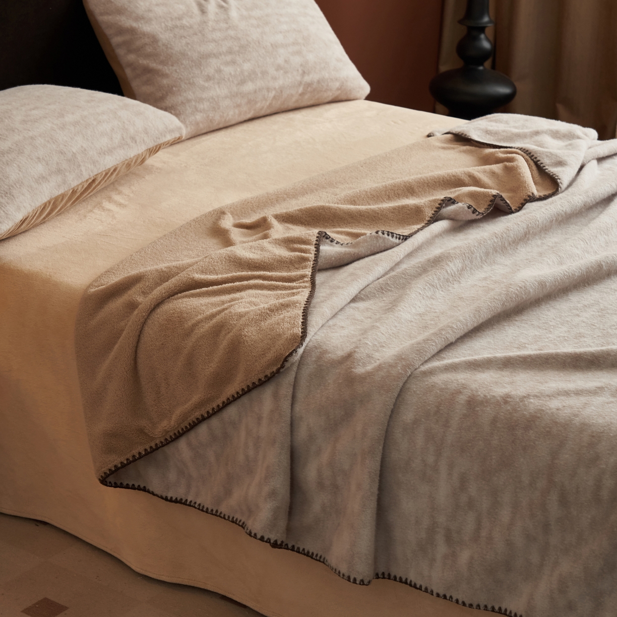 91家纺网 家纺一手货源 找家纺 早晨家纺 2025新款众若款仿羊绒牛奶绒毛毯 众若-泥点驼