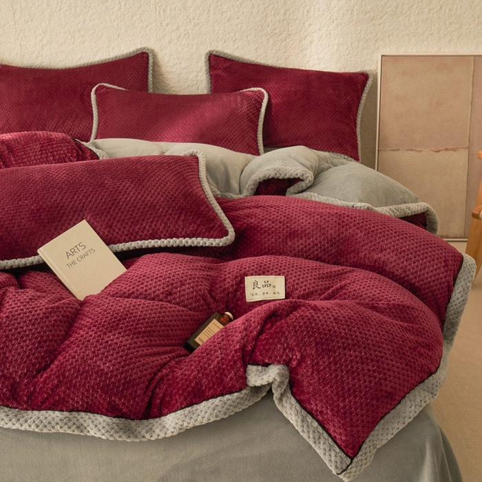 91家纺网 家纺一手货源 找家纺 早晨家纺 2025新款尚流款牛奶绒提花-可拆卸冬被 尚流-酒红