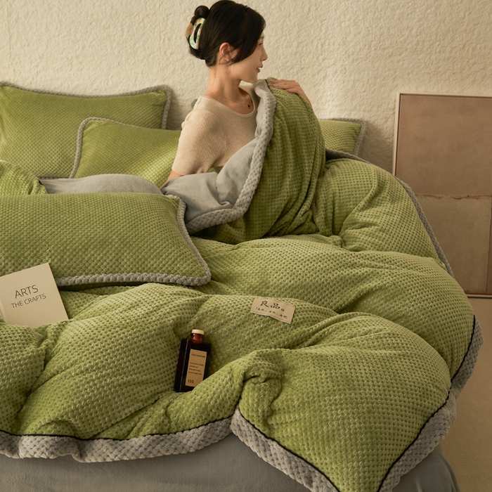 91家纺网 家纺一手货源 找家纺 （总）早晨家纺 2025新款尚流款牛奶绒提花-可拆卸冬被