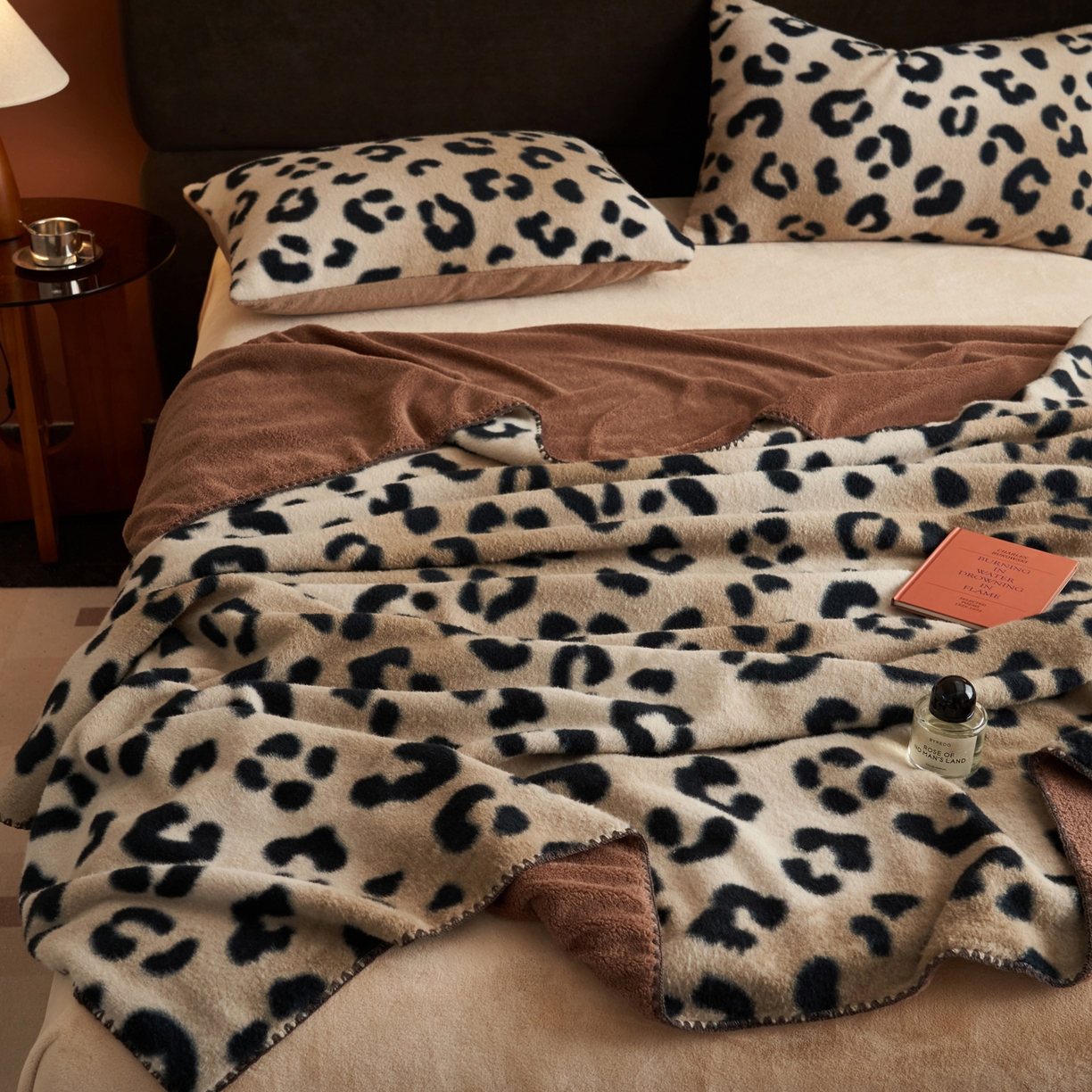 91家纺网 家纺一手货源 找家纺 早晨家纺 2025新款众若款仿羊绒牛奶绒毛毯 众若-豹纹棕