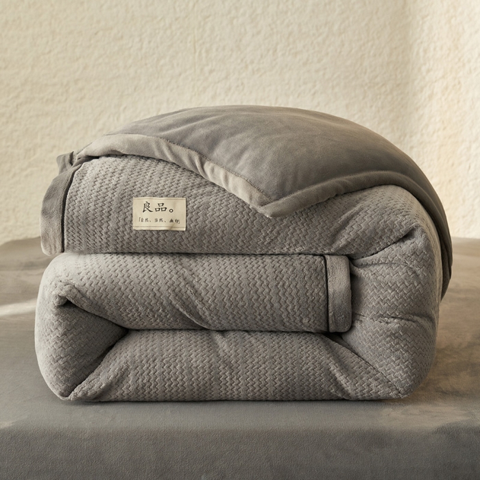 91家纺网 家纺一手货源 找家纺 （总）早晨家纺 2025新款青沐款牛奶绒提花-可拆卸冬被