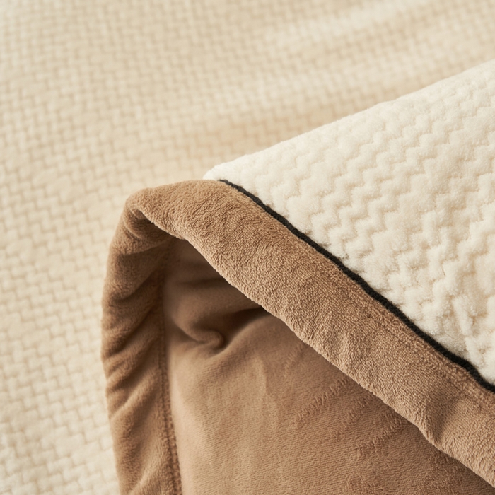 91家纺网 家纺一手货源 找家纺 早晨家纺 2025新款青沐款牛奶绒提花-可拆卸冬被 青沐-奶昔白