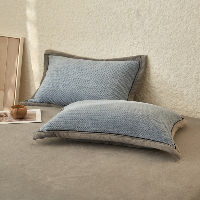 91家纺网 家纺一手货源 找家纺 早晨家纺 2025新款青沐款牛奶绒提花-可拆卸冬被 青沐-宾利蓝