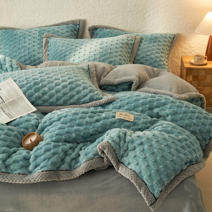 91家纺网 家纺一手货源 找家纺 早晨家纺 2025新款金贵款牛奶绒提花-可拆卸冬被 金贵-宾利蓝