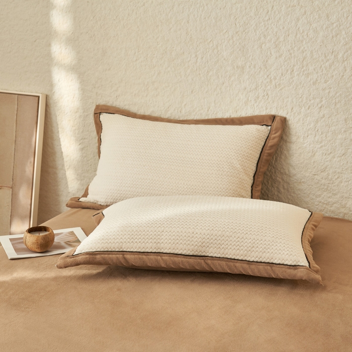 91家纺网 家纺一手货源 找家纺 早晨家纺 2025新款青沐款牛奶绒提花-可拆卸冬被 青沐-奶昔白