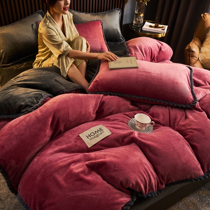 91家纺网 家纺一手货源 找家纺 早晨家纺 2025新款黑金牛奶绒纯色可拆洗冬被风格2 黑金-豆沙