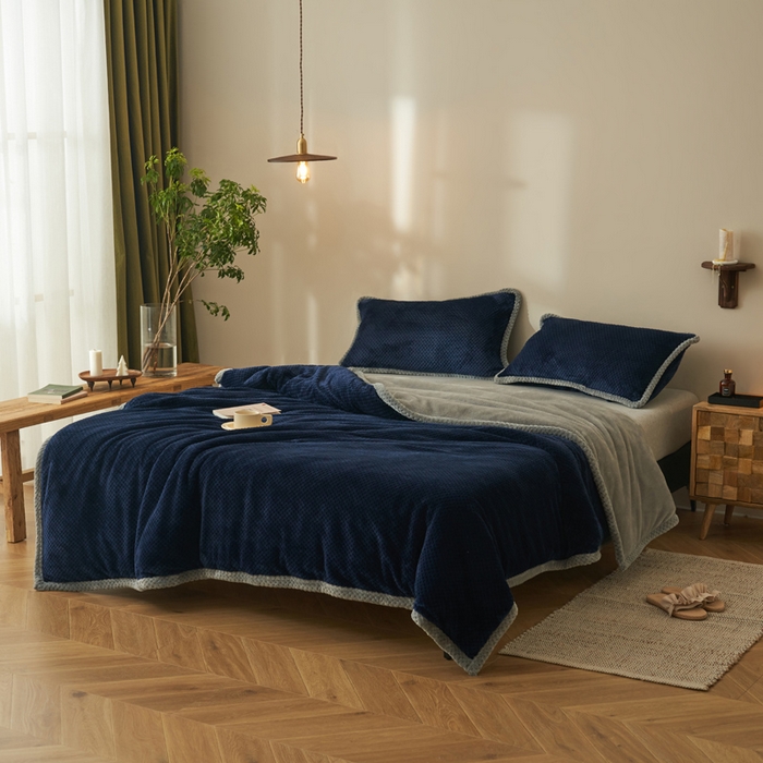 91家纺网 家纺一手货源 找家纺 早晨家纺 2025新款尚流款-提花双层毛毯【拉链款】 尚流-深蓝