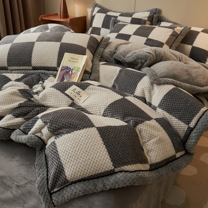 91家纺网 家纺一手货源 找家纺 （总）早晨家纺 2025新款豆豆款菠萝格-可拆卸冬被