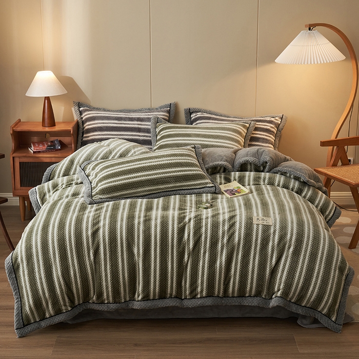 91家纺网 家纺一手货源 找家纺 早晨家纺 2025新款豆豆款菠萝格-可拆卸冬被 豆豆绒-绿条