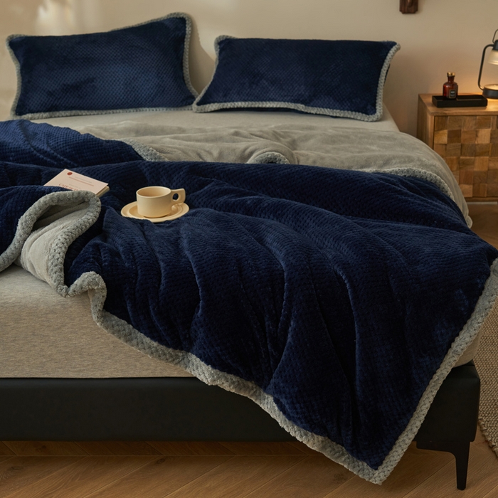 91家纺网 家纺一手货源 找家纺 早晨家纺 2025新款尚流款-提花双层毛毯【拉链款】 尚流-深蓝